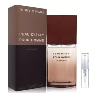 Issey Miyake L\'eau d\'Issey Wood & Wood - Eau de Parfum - Doftprov - 2 ml  