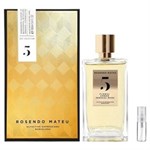 Rosendo Mateu No.5 - Eau de Parfum - Doftprov - 2 ml