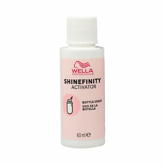 Aktiverande skönhetsvatten Wella Shinefinity (60 ml)